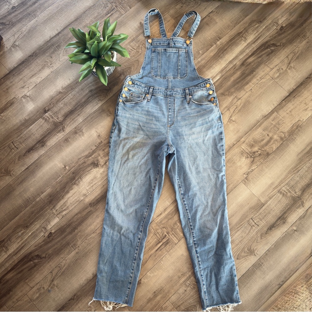 Universal Thread denim cropped overalls size 8/29 - Picture 2 of 8